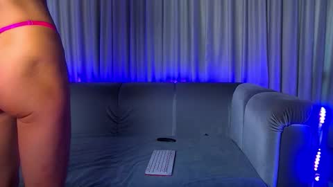 Snapshot of nally_ferrari chatting on 9, 9, 2025 Nally online show from 9, 9, 2025