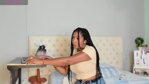 nami_sam online show from 12, 1, 2026