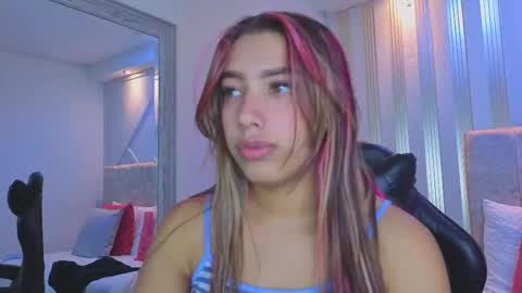 Snapshot of nami_sweet_ chatting on 27, 10, 2025 nami_sweet_ online show from 27, 10, 2025