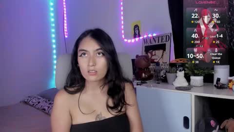 nami_white online show from 26, 10, 2025