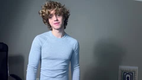 Snapshot of namiraaxel chatting on 10, 10, 2025 Georges online show from 10, 10, 2025