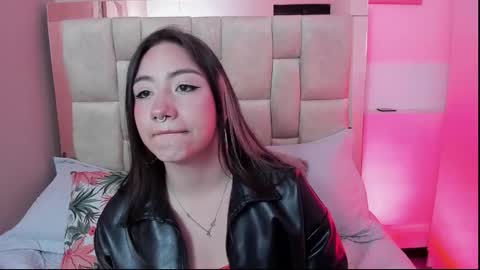 Snapshot of nana__s chatting on 21, 12, 2025 Nana online show from 21, 12, 2025