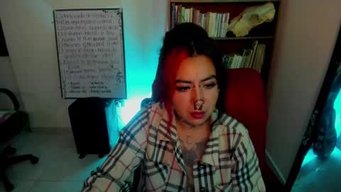 nana_cirkus online show from 13, 2, 2025
