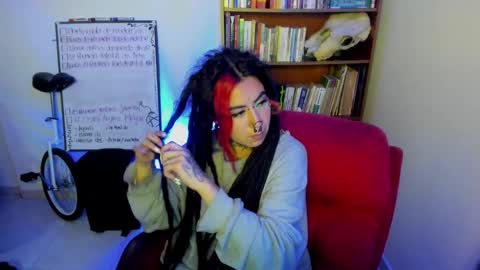 nana_cirkus online show from 17, 2, 2025