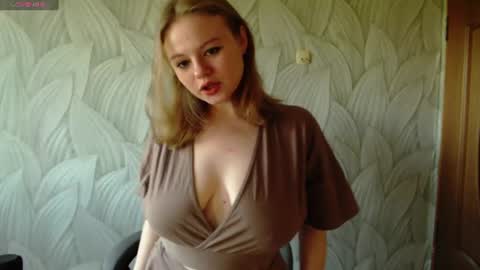 Snapshot of nana_moon1 chatting on 8, 7, 2026 Nana online show from 8, 7, 2026