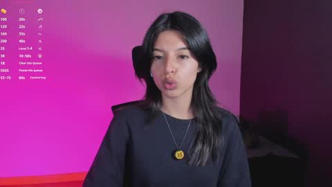 Nana  Natalia online show from 9, 5, 2026