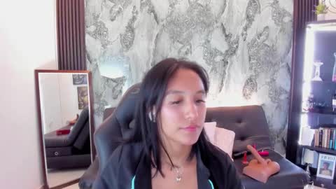 Snapshot of nanami_20 chatting on 6, 3, 2026 samantha online show from 6, 3, 2026