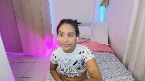 Snapshot of nanami_20 chatting on 4, 4, 2026 samantha online show from 4, 4, 2026