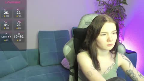 Snapshot of nanami_v02 chatting on 28, 1, 2025 Maeve online show from 28, 1, 2025