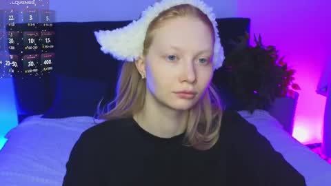 Snapshot of nanami_v02 chatting on 16, 2, 2025 Maeve online show from 16, 2, 2025