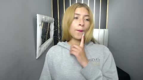 nancy blonde online show from 19, 5, 2026
