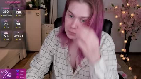 Snapshot of nancy_sun_ chatting on 4, 1, 2025 Nancy online show from 4, 1, 2025