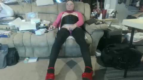 Snapshot of nancyboy_1 chatting on 16, 12, 2025 nancyboy_1 online show from 16, 12, 2025