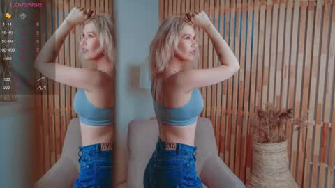 Snapshot of nancyfancyyy chatting on 31, 12, 2024 Follow my page on peach online show from 31, 12, 2024