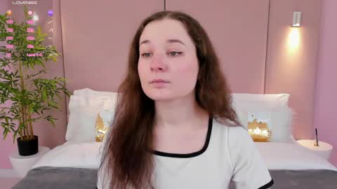 Snapshot of nancyjonson chatting on 6, 4, 2026 Nancy online show from 6, 4, 2026