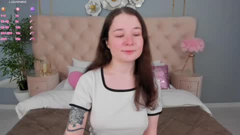 Snapshot of nancyjonson chatting on 10, 4, 2026 Nancy online show from 10, 4, 2026