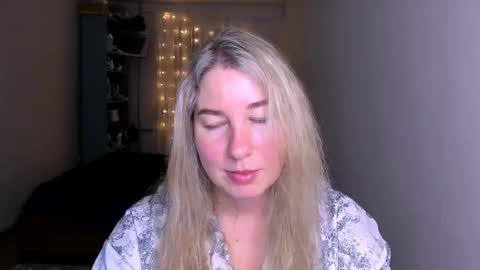 Snapshot of nancysanders chatting on 18, 4, 2026 Nancy online show from 18, 4, 2026