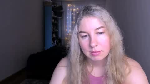 Snapshot of nancysanders chatting on 20, 4, 2026 Nancy online show from 20, 4, 2026
