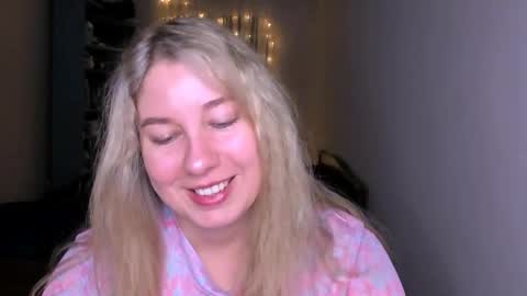 Snapshot of nancysanders chatting on 23, 4, 2026 Nancy online show from 23, 4, 2026