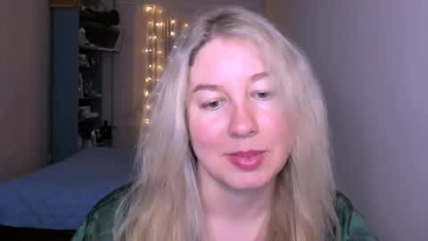 Snapshot of nancysanders chatting on 7, 5, 2026 Nancy online show from 7, 5, 2026