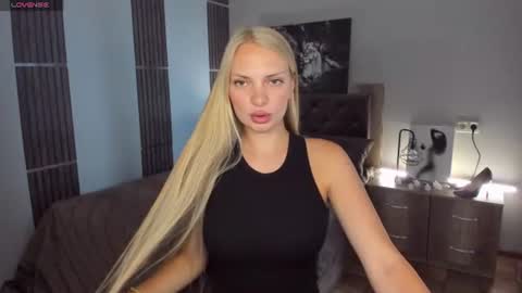 NancySummer online show from 20, 7, 2026