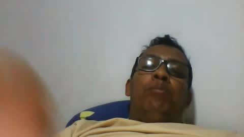 Snapshot of nando_rincon050279 chatting on 16, 10, 2025 Nando Rincon online show from 16, 10, 2025