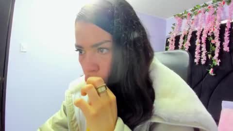 nanis james15 online show from 18, 2, 2026