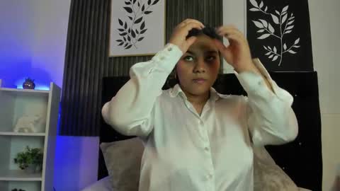 Snapshot of nanny_cute chatting on 14, 9, 2025 NANY online show from 14, 9, 2025