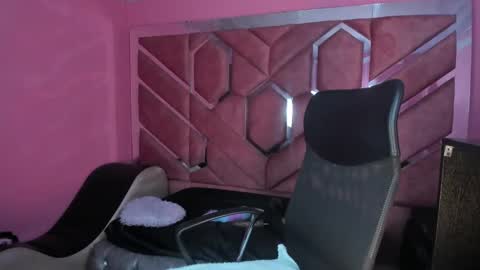 Snapshot of nany_pretty chatting on 10, 2, 2025 nany_pretty online show from 10, 2, 2025