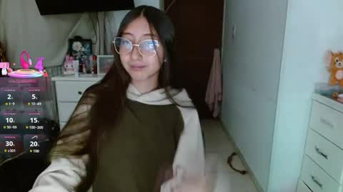 Snapshot of nanylux chatting on 3, 2, 2026 nanylux online show from 3, 2, 2026