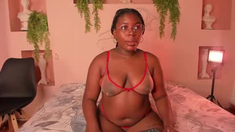 Snapshot of nanymoreno chatting on 9, 10, 2025 nanymoreno online show from 9, 10, 2025