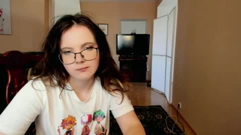 Snapshot of naomi_di chatting on 12, 6, 2026 naomi_di online show from 12, 6, 2026