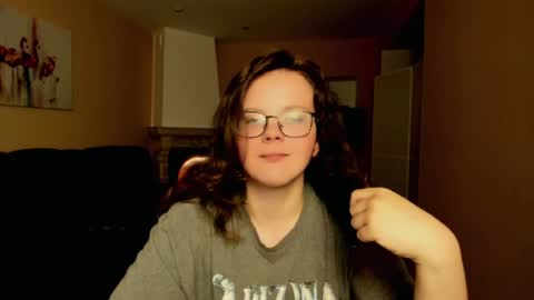 Snapshot of naomi_di chatting on 25, 6, 2026 naomi_di online show from 25, 6, 2026
