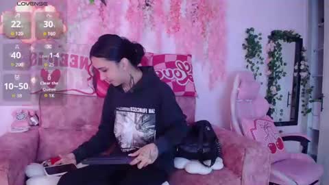 naomi_femme online show from 22, 6, 2026