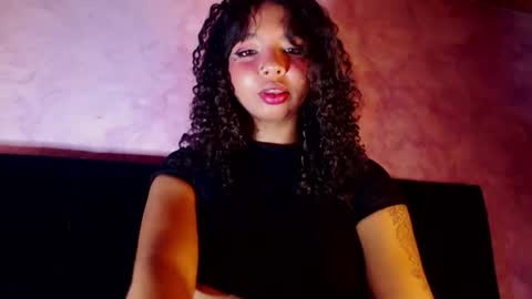 Snapshot of naomi_rider77 chatting on 8, 7, 2026 mara Jos online show from 8, 7, 2026