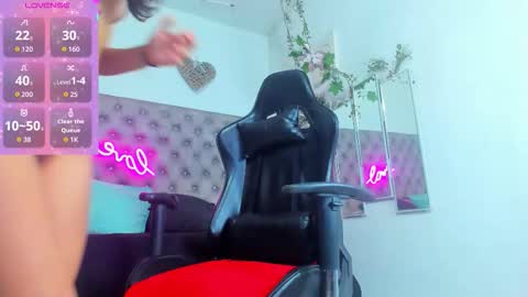 Naomi online show from 24, 11, 2025