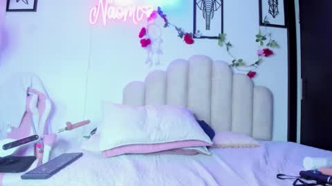    online show from 4, 3, 2025