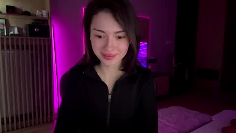 naomicka online show from 19, 5, 2026
