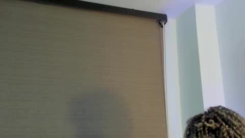 naomidawson online show from 19, 12, 2025