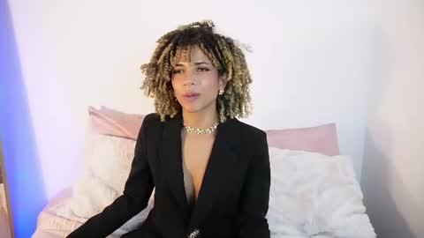 naomidawson online show from 14, 6, 2026