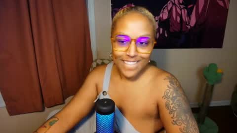 Naomigiirl6 online show from 7, 2, 2025