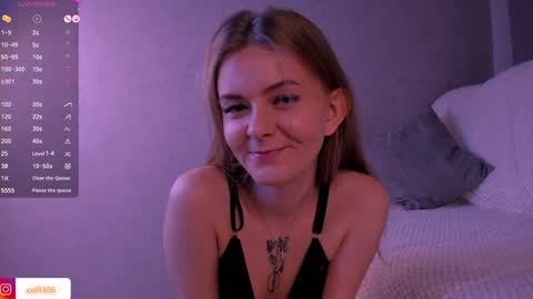 Snapshot of naomigirl33 chatting on 5, 1, 2025 Naomi Dear I will be online at 1200 UTC online show from 5, 1, 2025