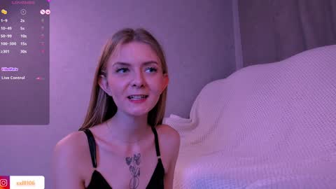 Snapshot of naomigirl33 chatting on 15, 1, 2025 Naomi Dear I will be online at 1200 UTC online show from 15, 1, 2025