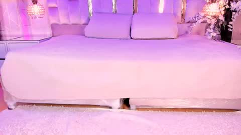 Snapshot of naomii_star chatting on 25, 2, 2026 online show from 25, 2, 2026