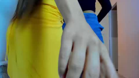 Snapshot of naomis_35 chatting on 17, 10, 2025 naomis_35 online show from 17, 10, 2025