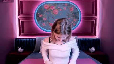 Naomi online show from 9, 10, 2025