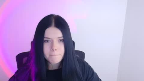 Snapshot of naomivibes chatting on 7, 10, 2025 Naomi online show from 7, 10, 2025