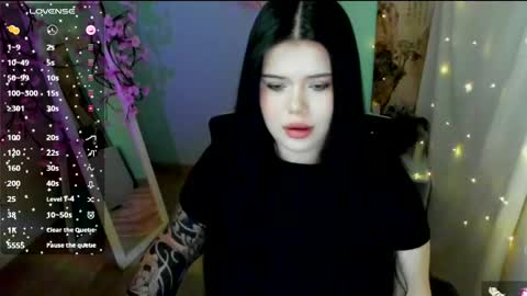 Naomi online show from 25, 4, 2026