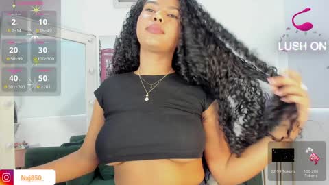 Snapshot of naomixjones1 chatting on 11, 12, 2024 Naomi     online show from 11, 12, 2024