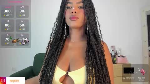 Snapshot of naomixjones1 chatting on 2, 10, 2025 Naomi     online show from 2, 10, 2025